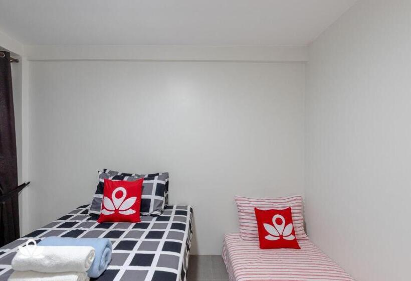 اتاق استاندارد سه نفره, Happy Grey Hotel Vigan