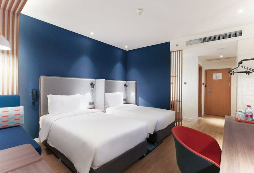 اتاق استاندارد, Holiday Inn Express Jiuzhaigou,only 600 Meters To Jiuzhaigou Park, An Ihg