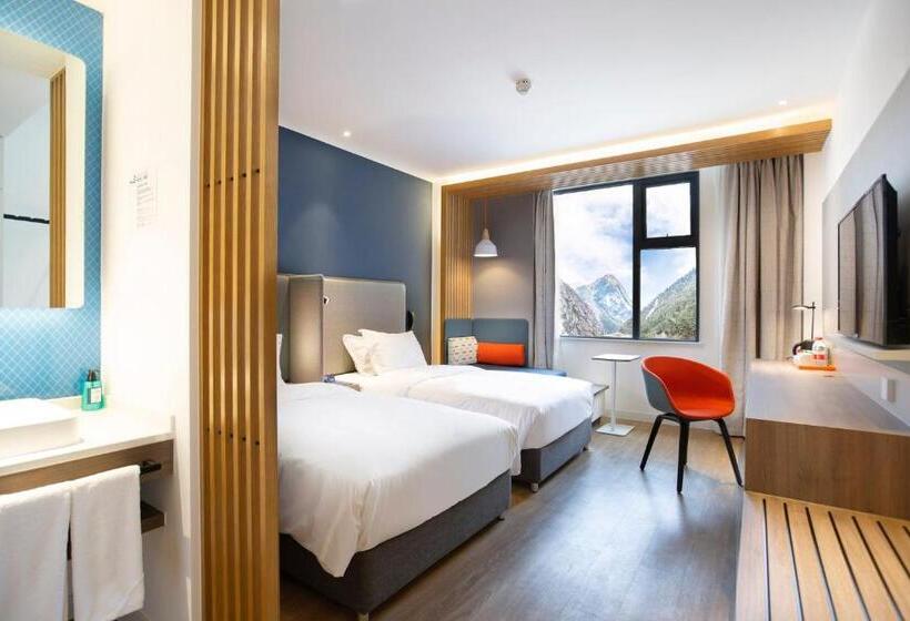 اتاق سوپریور, Holiday Inn Express Jiuzhaigou,only 600 Meters To Jiuzhaigou Park, An Ihg