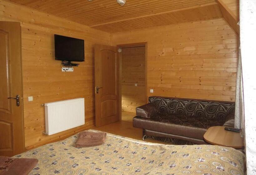 خانه 3 خوابه, Bilyy Kamin Guest House