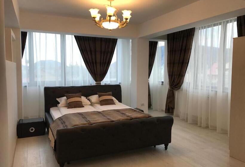 سوئیت جونیور با تراس, Restaurant Ayan Piatra Neamt