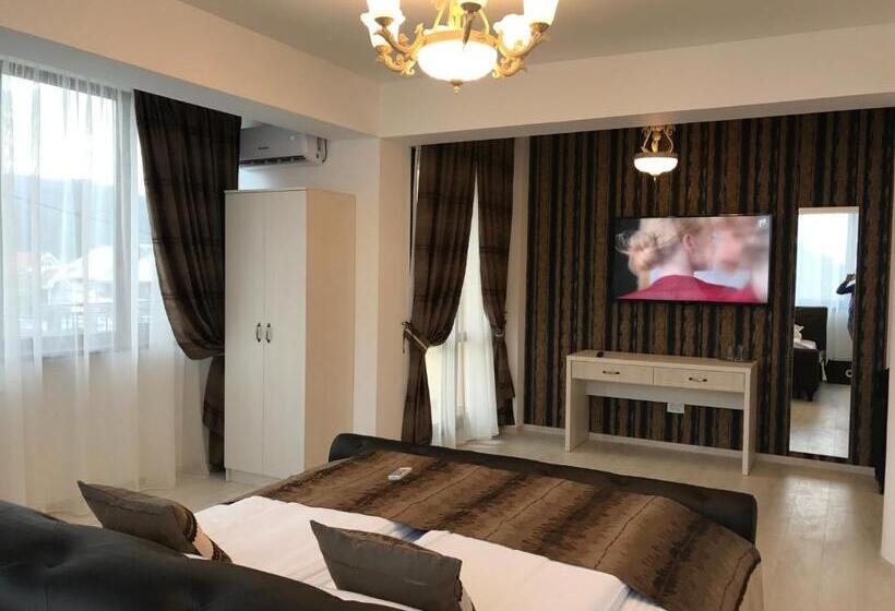 سوئیت جونیور با تراس, Restaurant Ayan Piatra Neamt