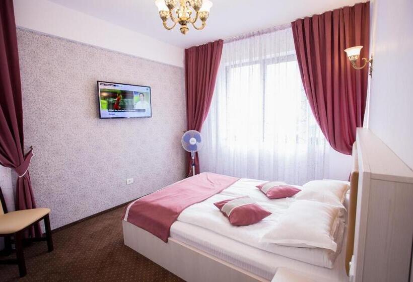 سوییت جونیور, Restaurant Ayan Piatra Neamt