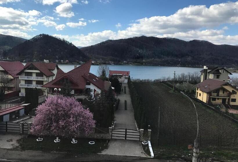 سوئیت جونیور با تراس, Restaurant Ayan Piatra Neamt