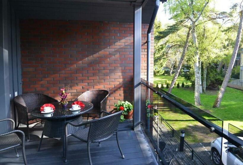 آپارتمان 1 خوابه با بالکن, Saulės Krantas