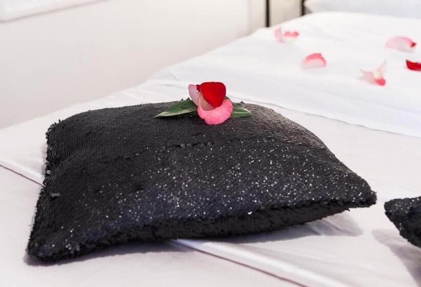 اتاق اکونومی, Ostiense Suites