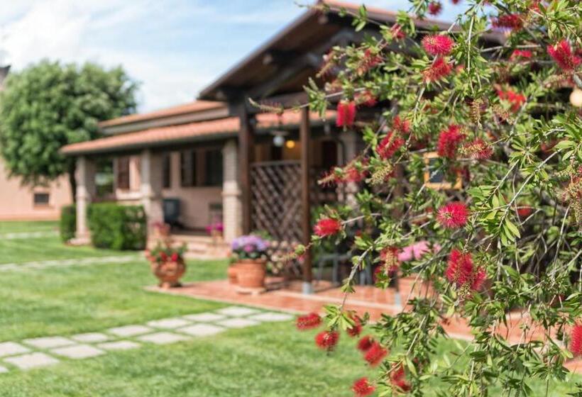 标准房带园景, Agriturismo Lucerna Del Lago Prile