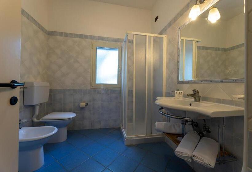 スタンダードスタジオ, Pugnochiuso Resort Villette Belvedere