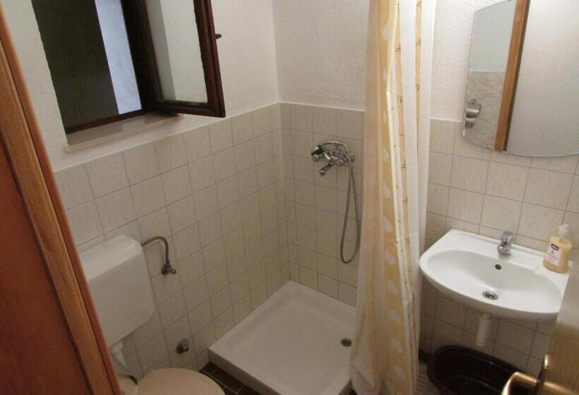 آپارتمان 1 خوابه همکف, Villa Paladina