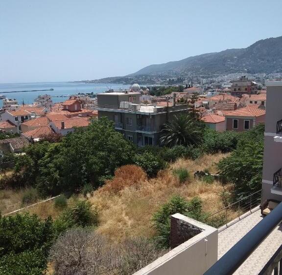 اتاق استاندارد با بالکن و چشمانداز دریا, Pyrgos Sofokleous