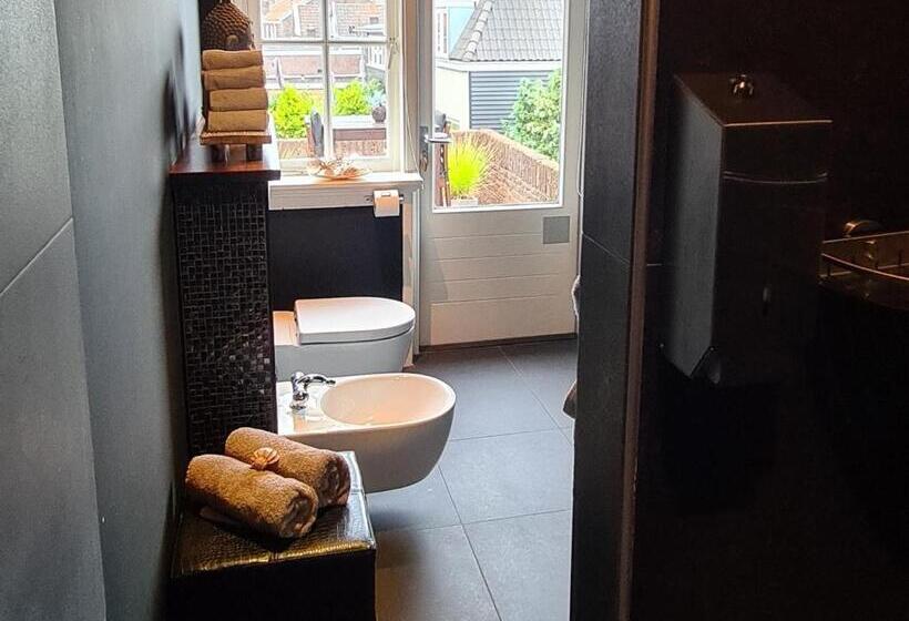 اتاق سوپریور با تخت بزرگ, Zen B&b