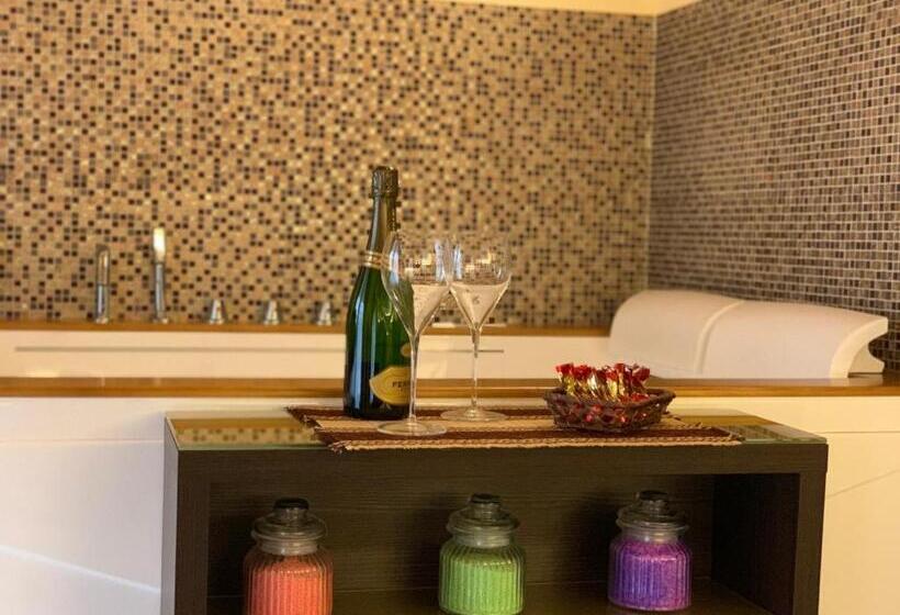 اتاق استاندارد با وان آب گرم, Agriturismo Le Risaie