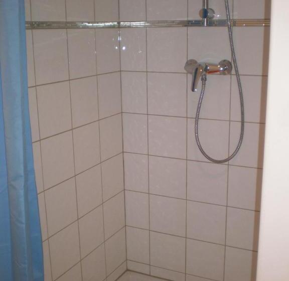 استودیوی استاندارد, Appart Hotel De La Paix