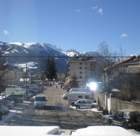 استودیوی استاندارد, Appart Hotel De La Paix