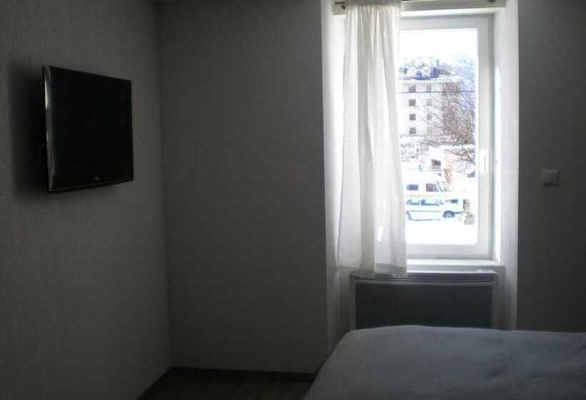 استودیوی استاندارد, Appart Hotel De La Paix