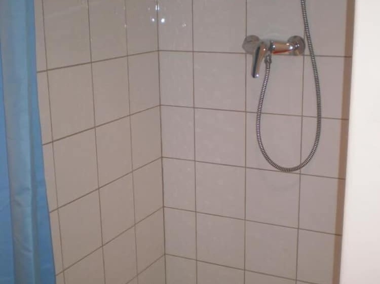 استودیوی استاندارد, Appart Hotel De La Paix