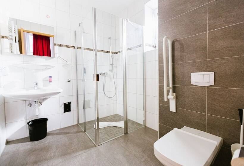 اتاق استاندارد با بالکن, Heilbronner Hotel Am Schönen Theater