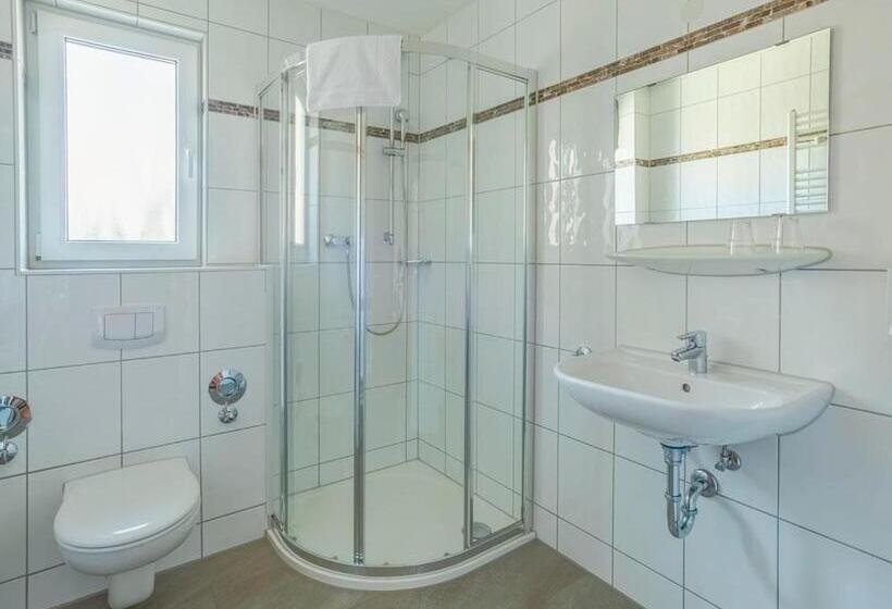 اتاق استاندارد یک تخته با بالکن, Heilbronner Hotel Am Schönen Theater