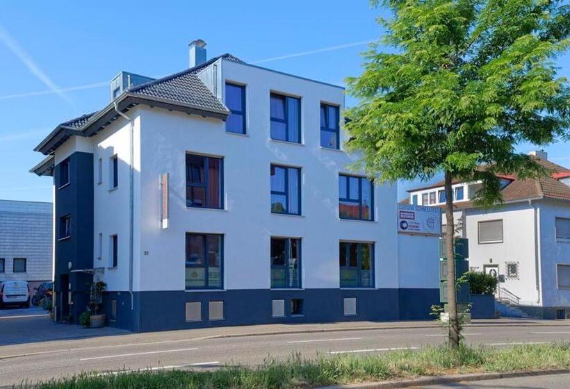 اتاق استاندارد یک تخته با بالکن, Heilbronner Hotel Am Schönen Theater