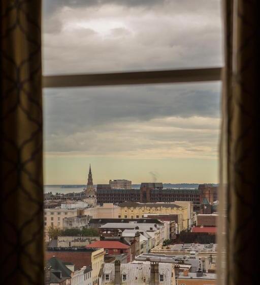 Standard Room Sea View, Francis Marion