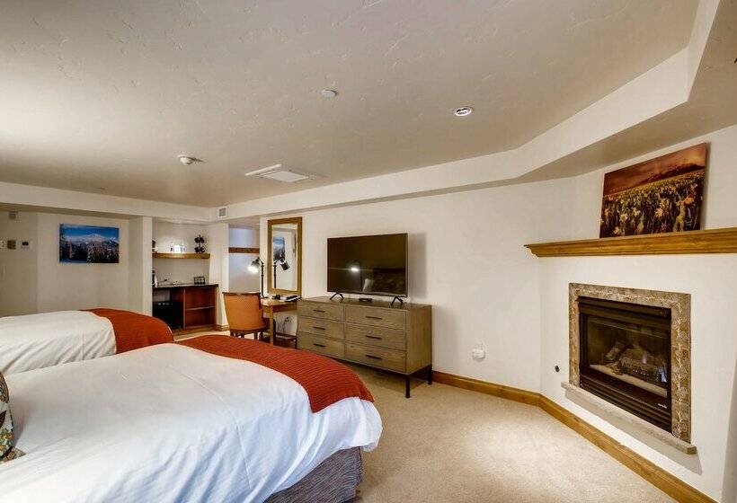 اتاق استاندارد با 2 تخت دوبل, Gravity Haus Vail
