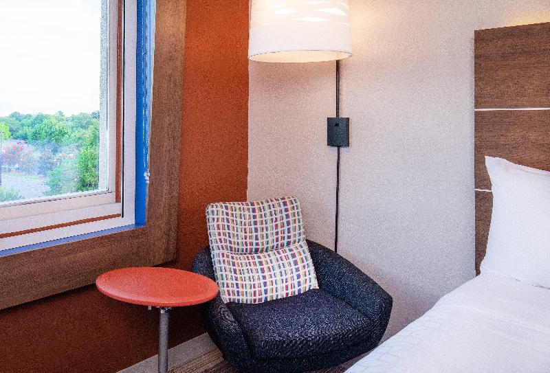 سوئیت برای معلولان, Holiday Inn Express Chesapeake   Norfolk, An Ihg