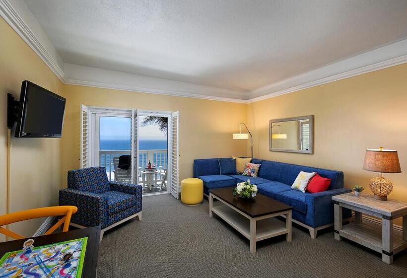 سوئیت پریمیوم, Pismo Lighthouse Suites