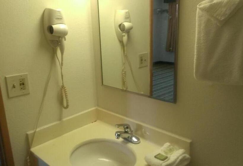 اتاق استاندارد, Quality Inn