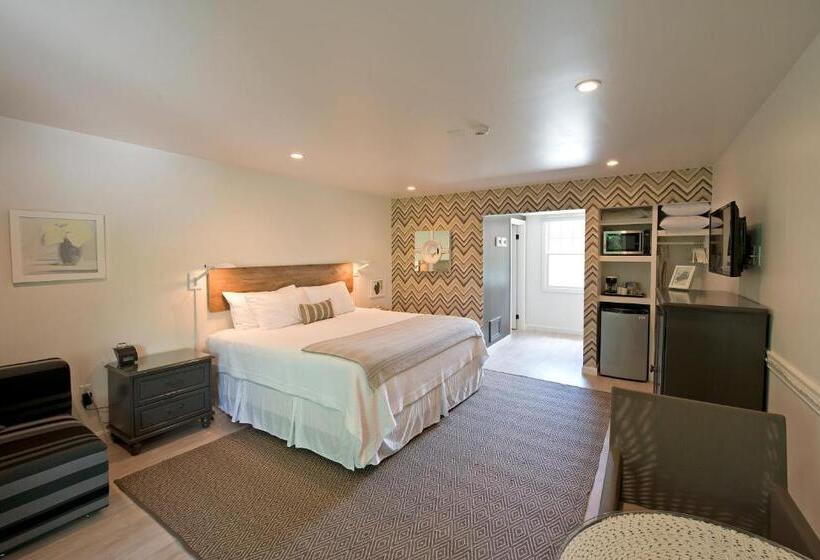 اتاق استاندارد با تخت بزرگ, The Lodge On The Cove