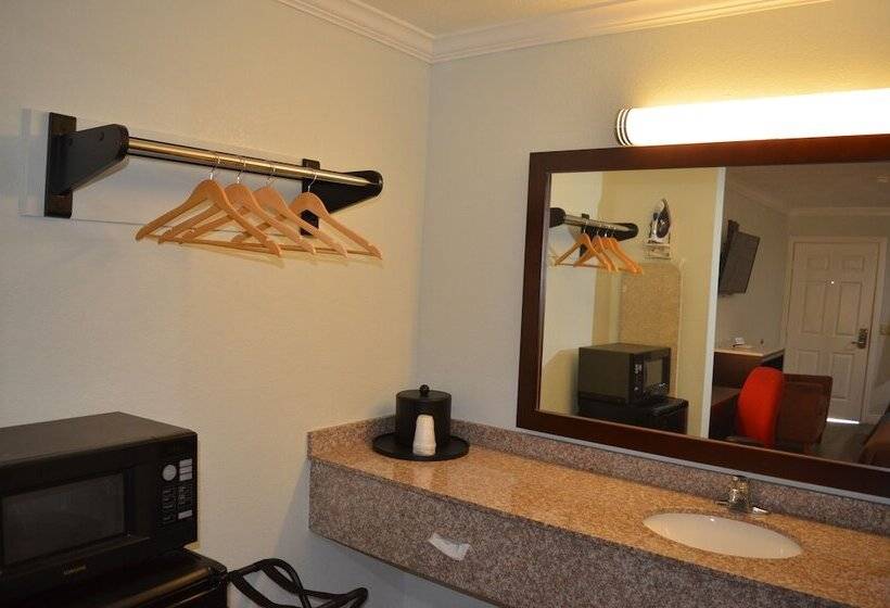 اتاق استاندارد با 2 تخت دوبل, Welcome Inn Corona