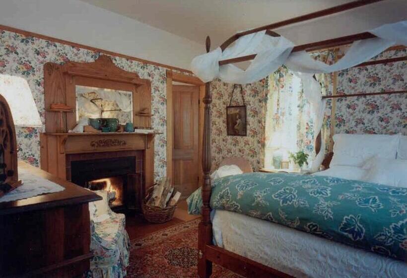 اتاق اکونومی, White Lace Inn