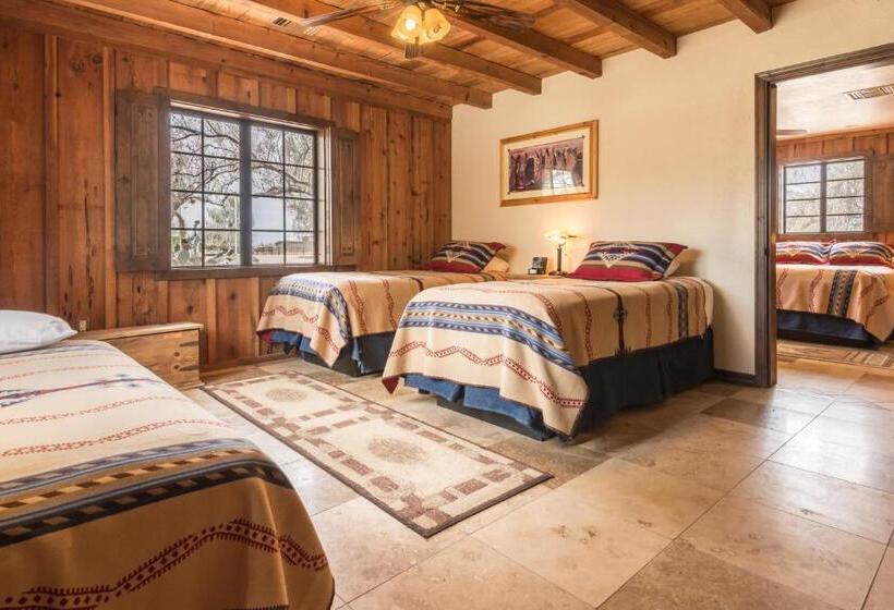 Family Suite, White Stallion Ranch