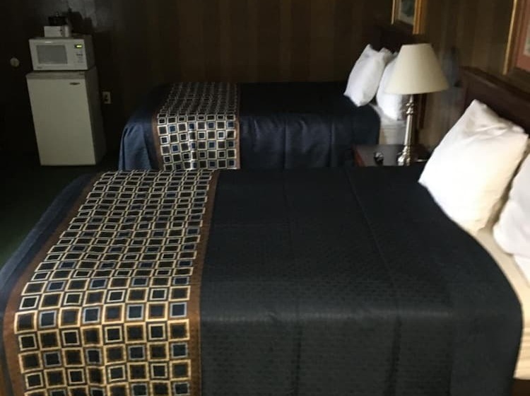 اتاق استاندارد با 2 تخت دوبل, Wickford Motor Inn