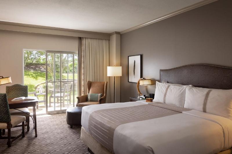 اتاق استاندارد با تخت بزرگ برای معلولان, La Cantera Resort & Spa