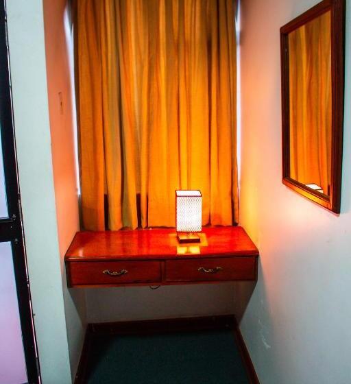 اتاق استاندارد, Huaraz Center Hostal