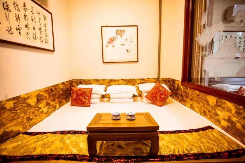 سوییت سوپریور, Pingyao Deyunshe Inn