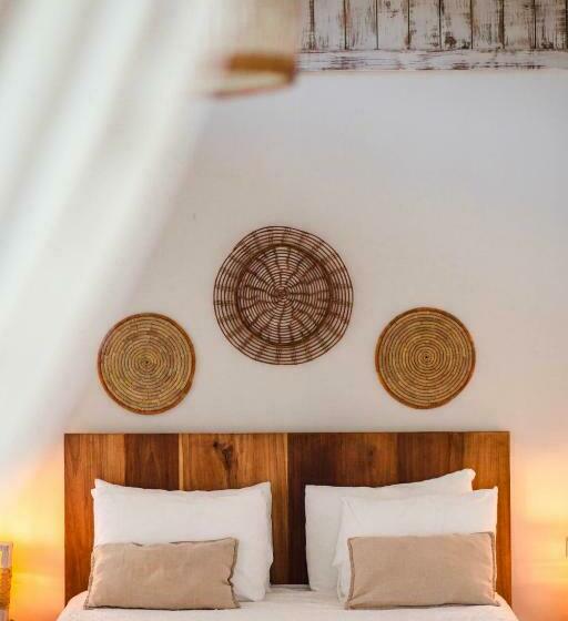 استودیوی استاندارد, Sonora Jungle & Yoga Retreat