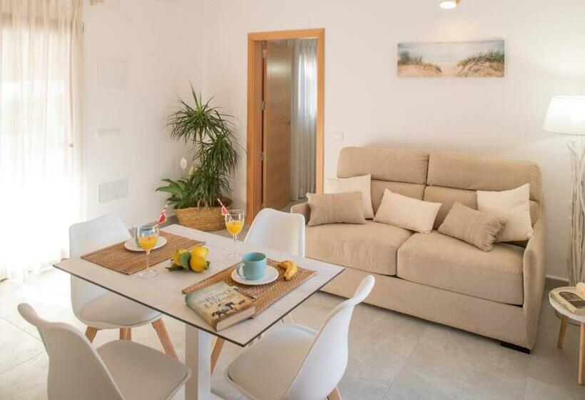 דירת חדר, Stella Maris  Formentera Break