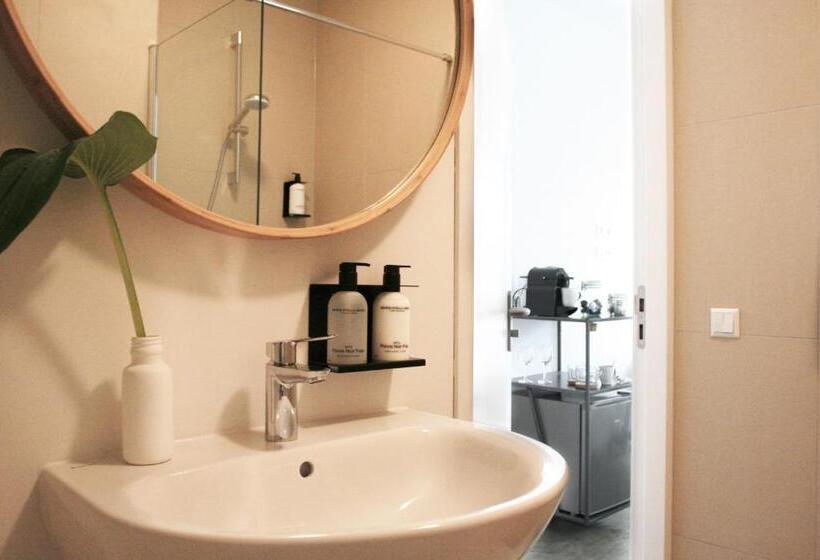 Eenvoudige Kamer, Paradis Zandvoort
