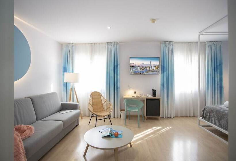 Quarto Triplo Estandar, Casual Colours Barcelona