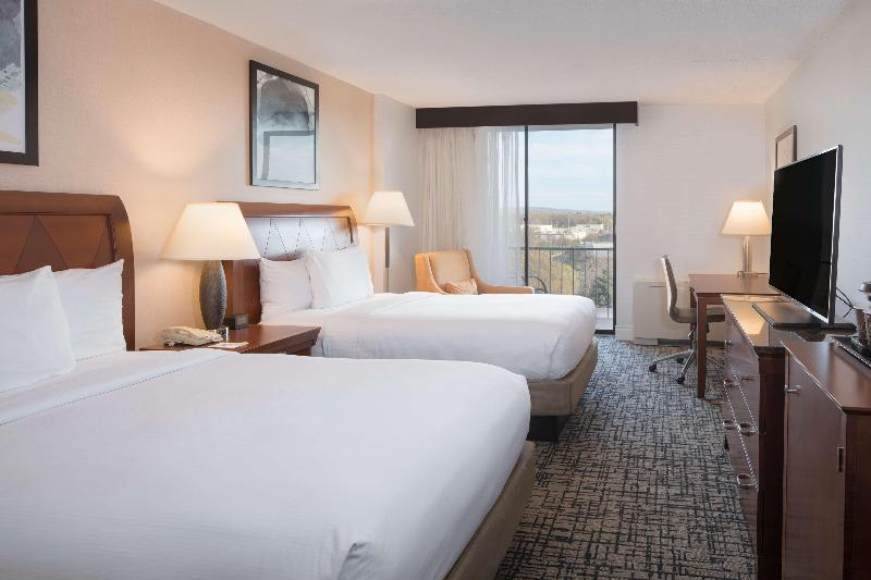 اتاق استاندارد با بالکن, Doubletree By Hilton Hotel Syracuse