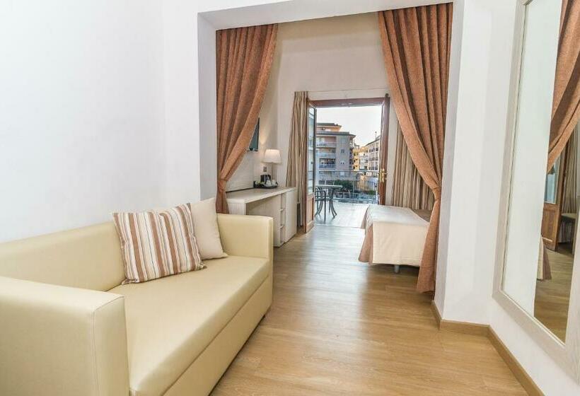 سوییت جونیور, Eix Alcudia Hotel Adults Only