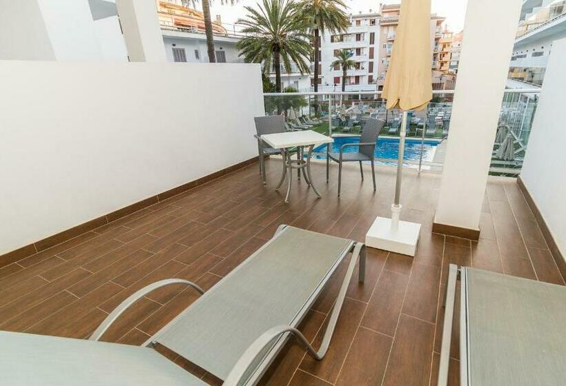 سوییت جونیور, Eix Alcudia Hotel Adults Only