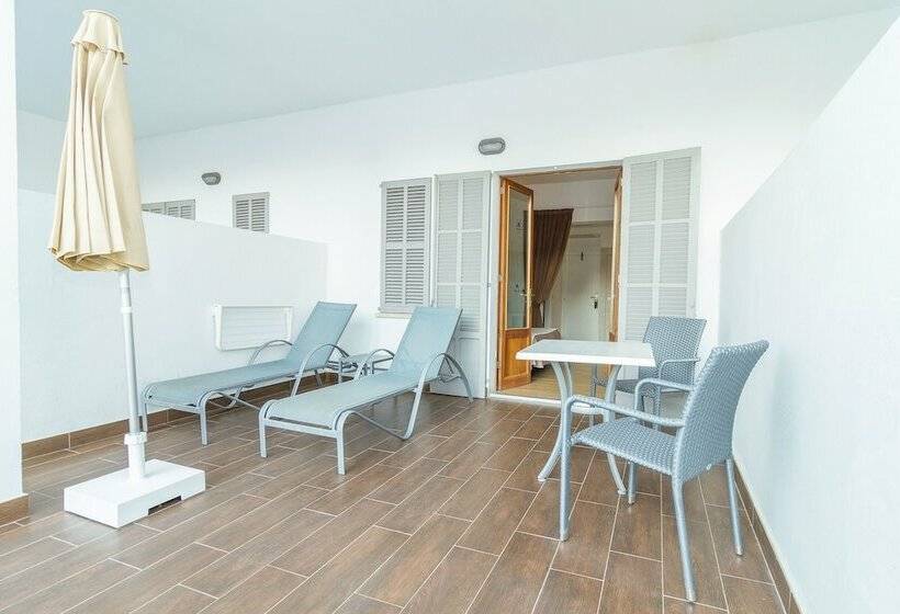 سوییت جونیور, Eix Alcudia Hotel Adults Only
