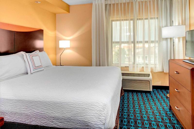 اتاق استاندارد با تخت بزرگ, Fairfield Inn & Suites By Marriott Anniston Oxford