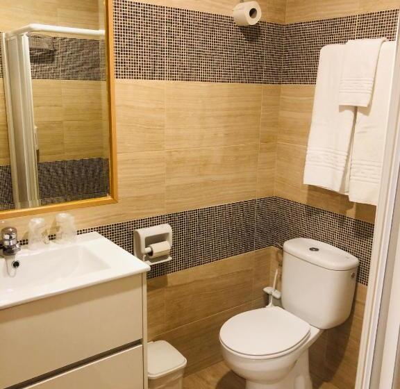 اتاق استاندارد, Hostal Los Escudos