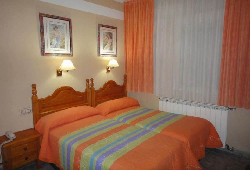 Quarto standard, Hostal Real