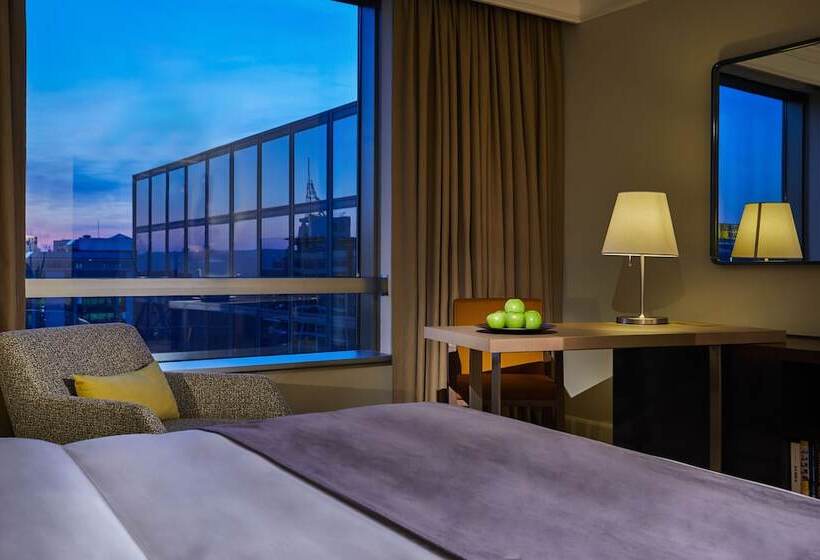 اتاق کلاب, Hyatt Regency Belgrade