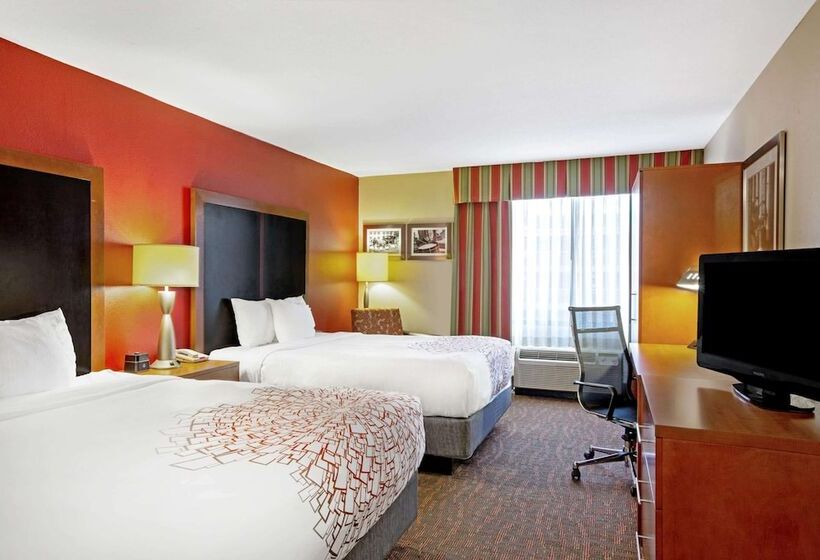 Suite, La Quinta Inn & Suites By Wyndham Williamsburg Historic Area