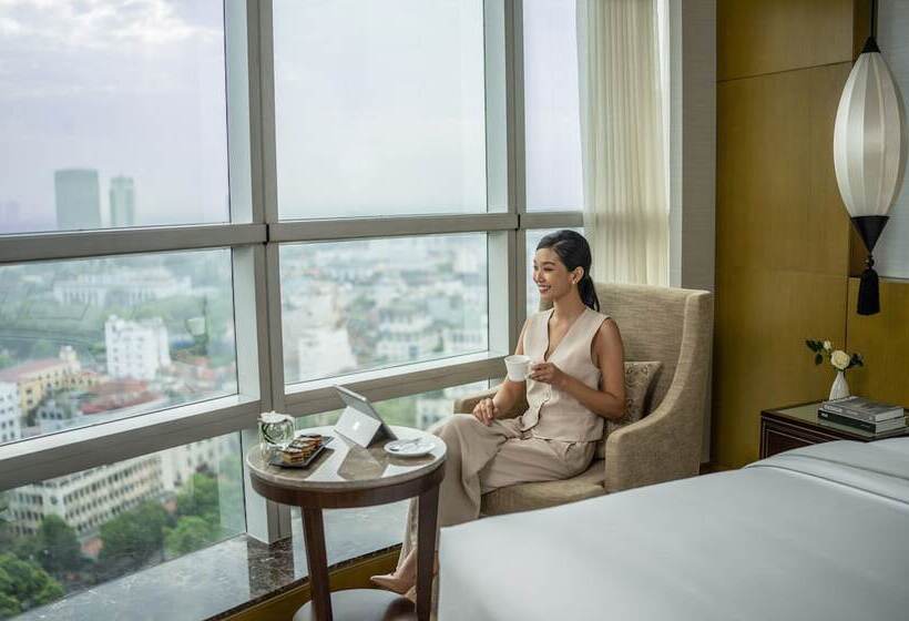 Suite, Melia Hanoi